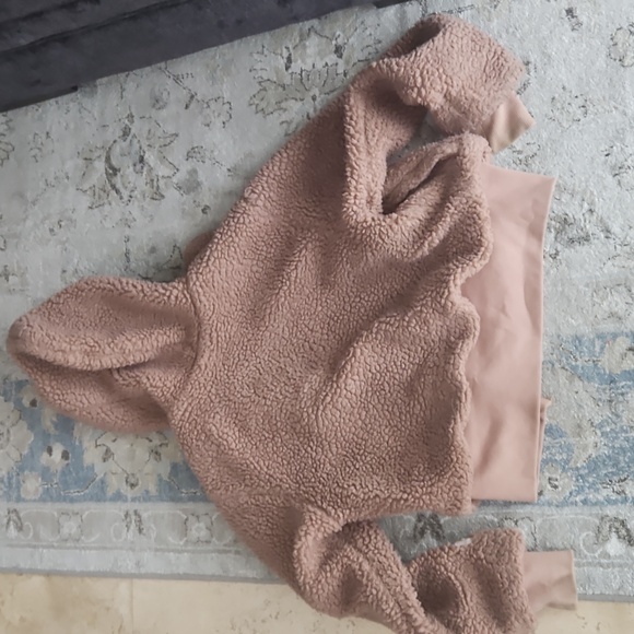 Fabletics Tan Jacket - Picture 6 of 6